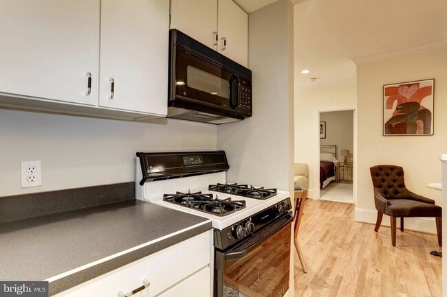 Photo - 1807 California St NW Unit 205