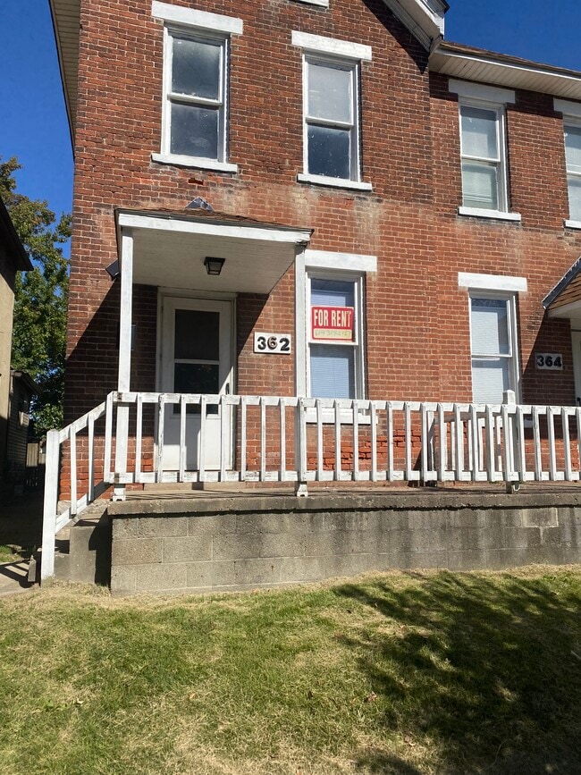 Photo - 362 E Markison Ave Townhome