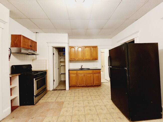 Photo - 97 W 17th St Unit 2