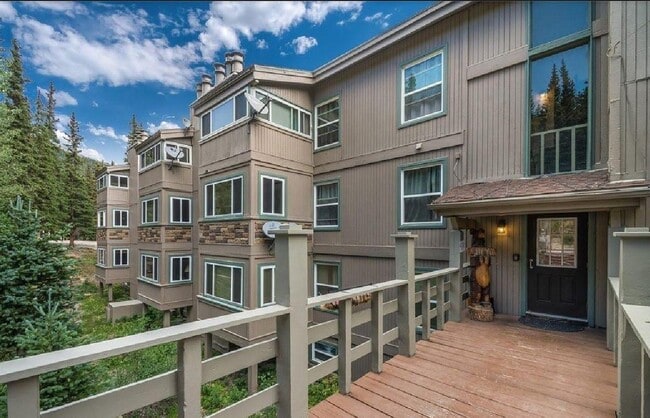 Building Photo - 9366 Fall River Rd Unit 9366 Rental
