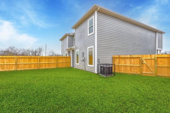 Building Photo - 4810 Centipede Rd