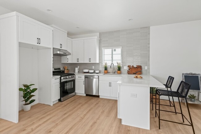 Building Photo - 1056 Walter Ave Unit #2 Rental