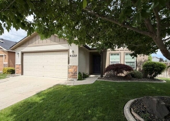Building Photo - Beautiful 3 be 2 bath home with office in Meridian just off Locust Grove and Amity