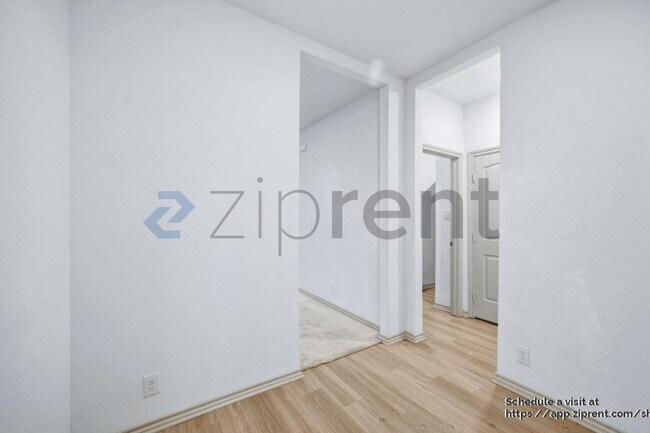 Photo - 9106 Spigel Wy