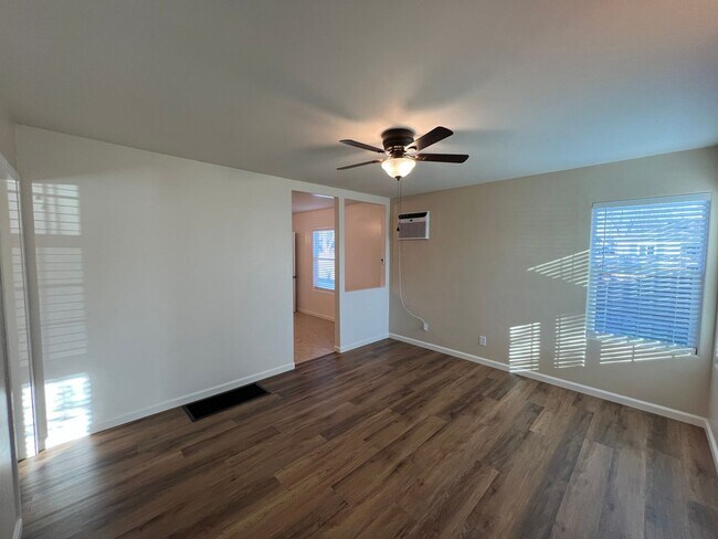 Photo - Updated 2-bedroom cottage in La Loma neigh...