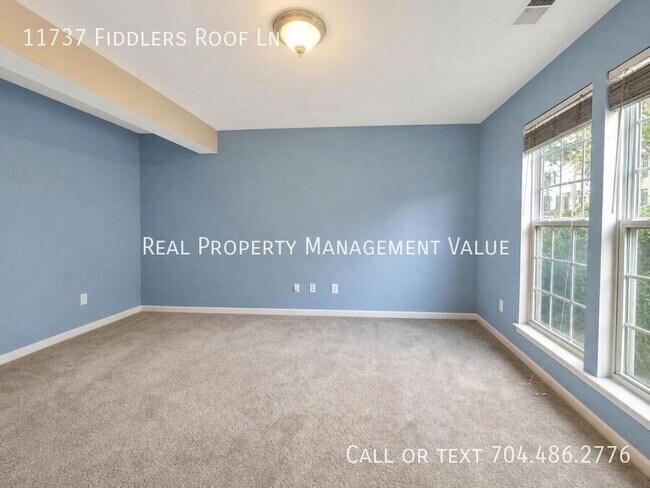 Photo - 11737 Fiddlers Roof Ln