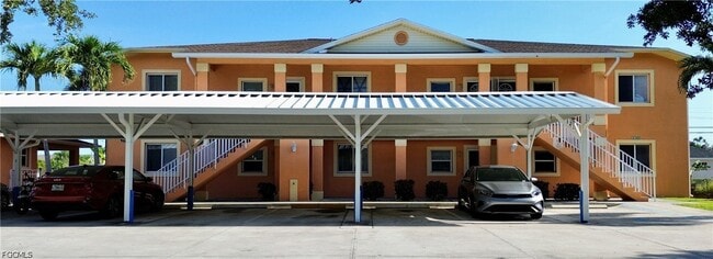 Building Photo - 1109 SW 48th Terrace Unit 6