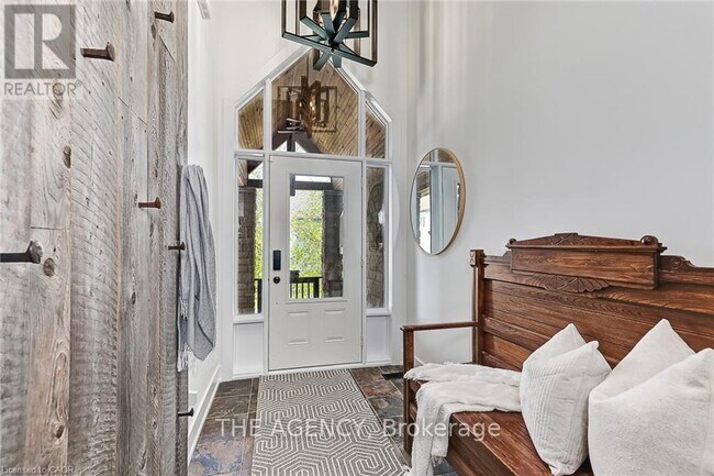 Photo - 129 Venture Boulevard
