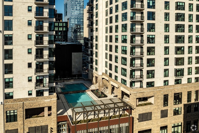 Photo - The Everett-Nashville Yards