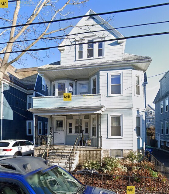 Building Photo - 14 Bay State Ave Unit 2 Rental