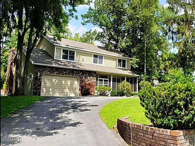 Photo - 3 Springwood Manor Dr