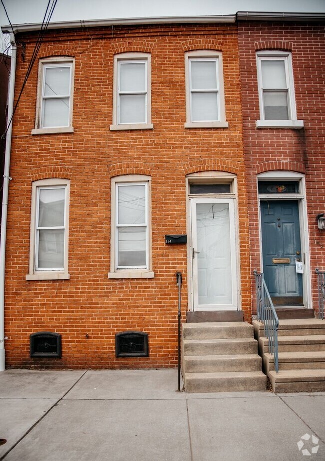Building Photo - 154 S 8th St Rental