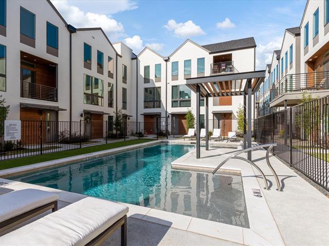 Photo - 4426 Cabell Dr