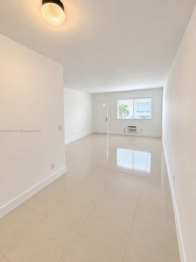 8215 Crespi Blvd Unit 2