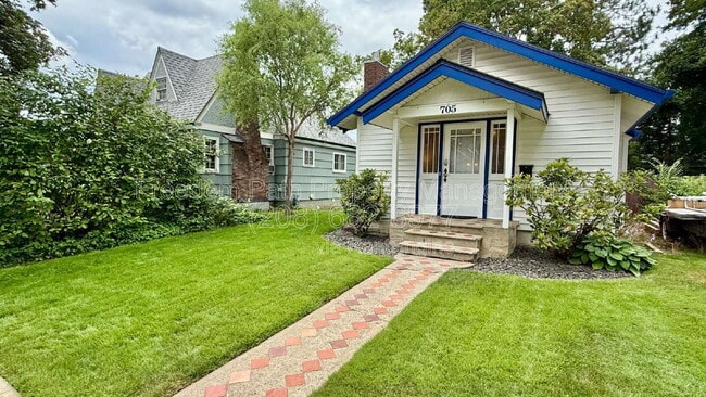 Building Photo - 705 N A St