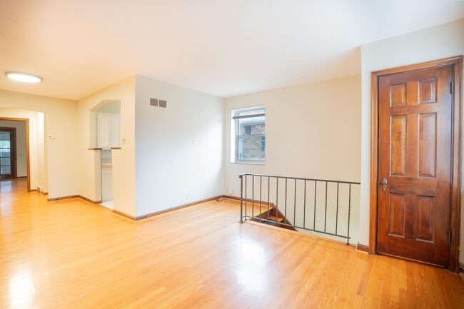 Photo - 6314 Sutherland Ave Unidad 6314 Sutherland Ave, A, 2nd Fl