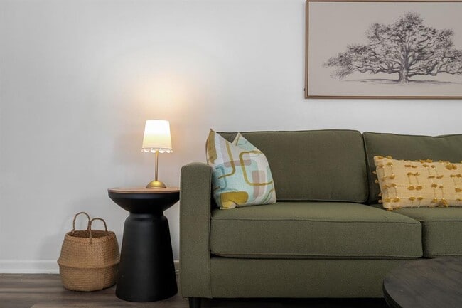 Photo - 7105 Lilac Ln