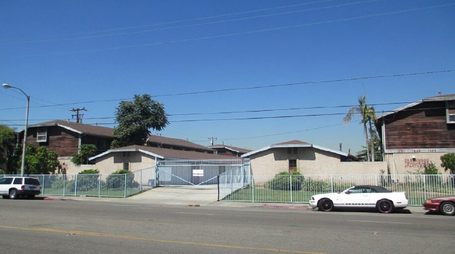 1221 - 1231 S Greenwood Ave - 1221-1231 S Greenwood Ave Apartments