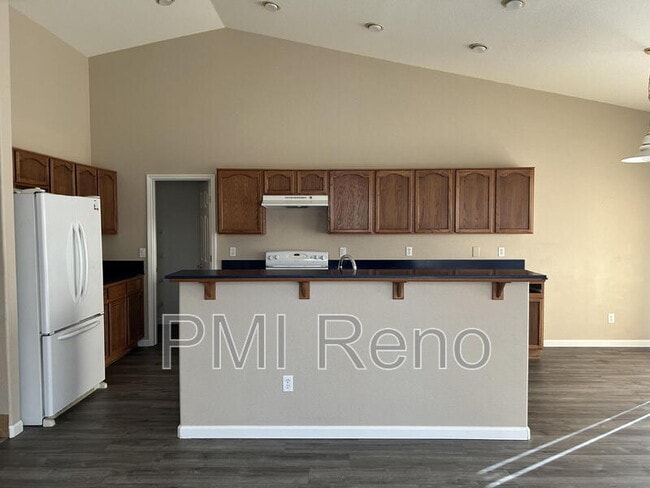 Photo - 9000 Mahon Dr