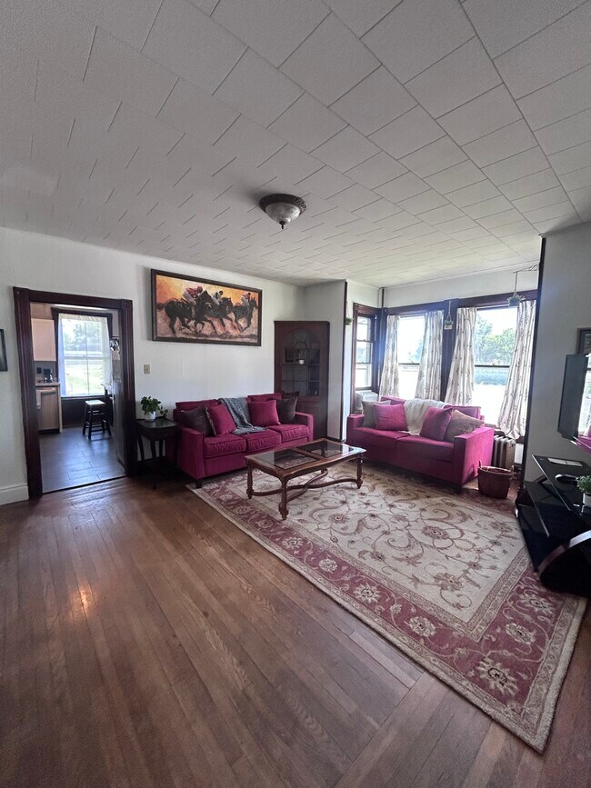223 Union Ave Unit 1