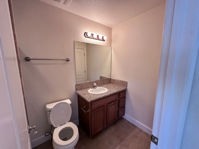Photo - 165 Lancaster Dr Unidad 2