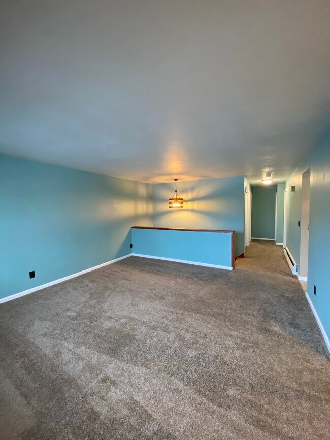 6817 Bonnie Ave SE Townhome Townhome Rental in Grand Rapids MI