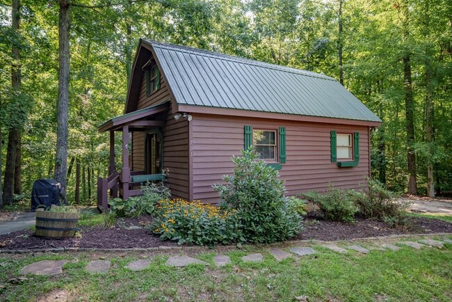 Photo - 701 Lake Forest Dr House