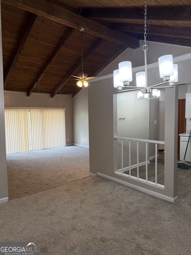 Building Photo - 3575 Oakvale Rd Unit 710