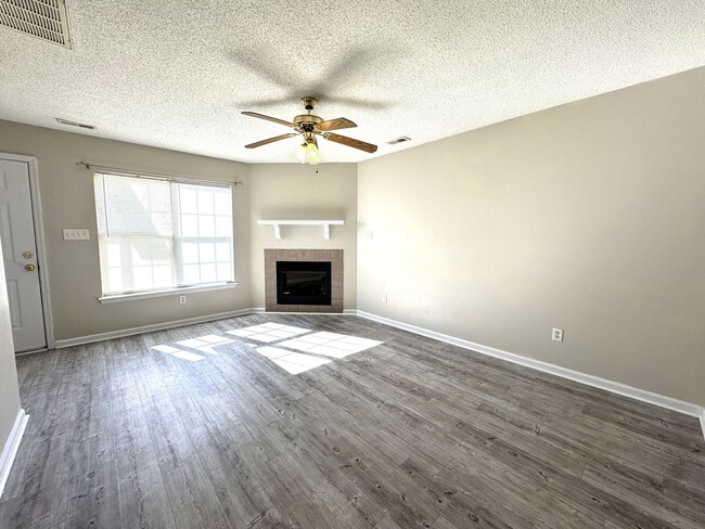 Photo - Townhome Minutes to Camp Lejeune