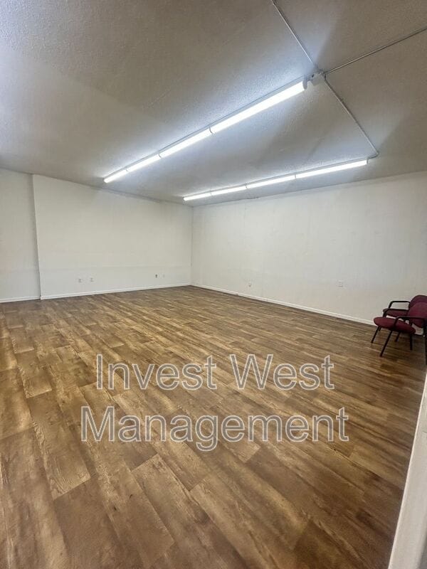 Photo - 277 Main Ave