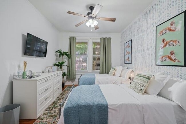 Photo - 2036 Linden Ave