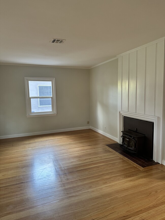 Living room - 4022 Colonial Way Casa