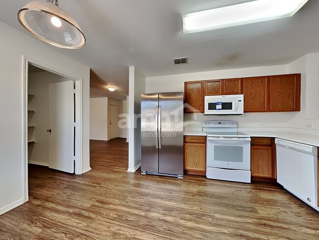 Photo - 5533 Parkview Hills Ln