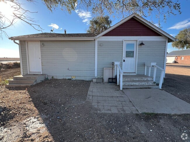 Building Photo - **RENTAL AVAILABLE**  Beautiful 2 Bedroom ...