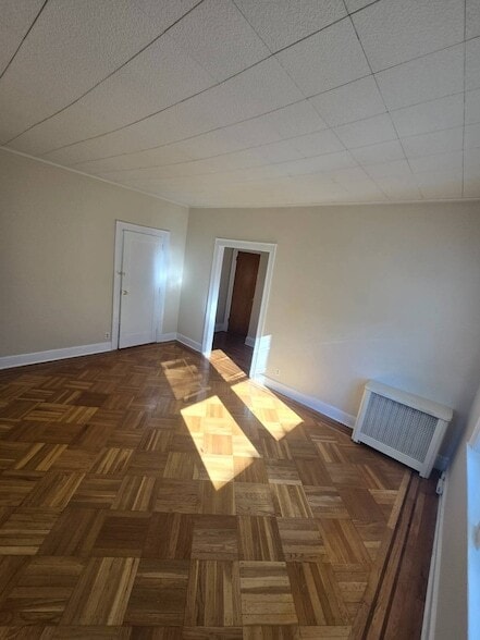 Photo - 51-23 47th St