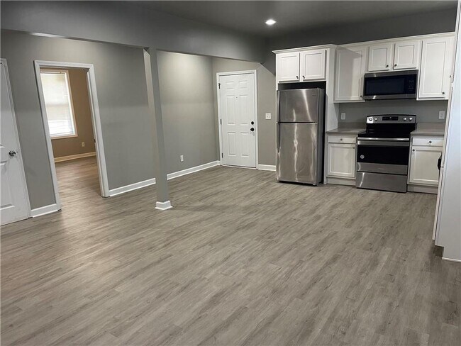 Photo - 1155 Lucile Ave SW