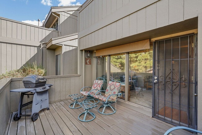 Photo - 2650 Valley View Dr Unit 223