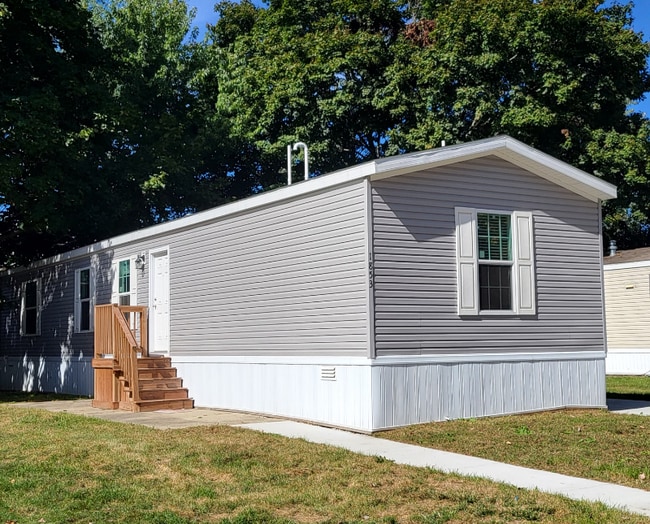Photo - 1853 Collins Ct
