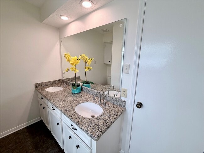 Photo - 2306 Rushbrook Dr