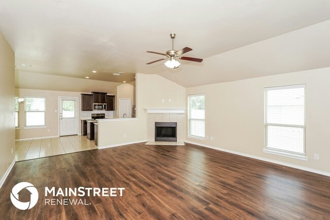 Photo - 105 Richard Ln