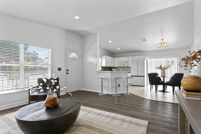 Photo - Ditch the Dorm – This Is How Tampa Lives