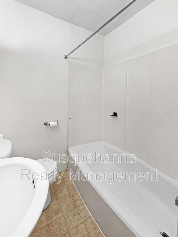 2 Arwin Dr