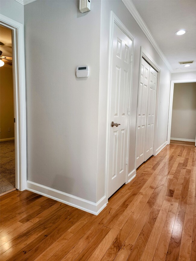 Photo - 1208 Andrews St