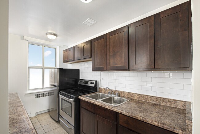 Photo - The Fleetwood