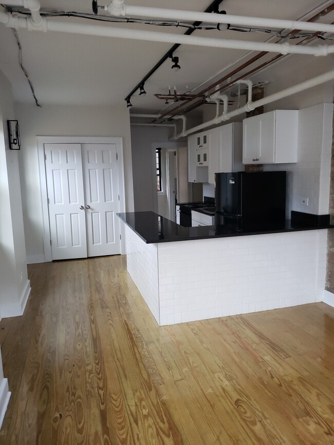 Photo - 4833 N Talman Ave Unit G