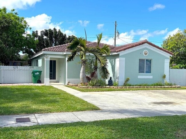 Photo - 10611 SW 170th Terrace