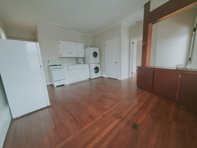 Photo - 156 River Road Ext Unit 1