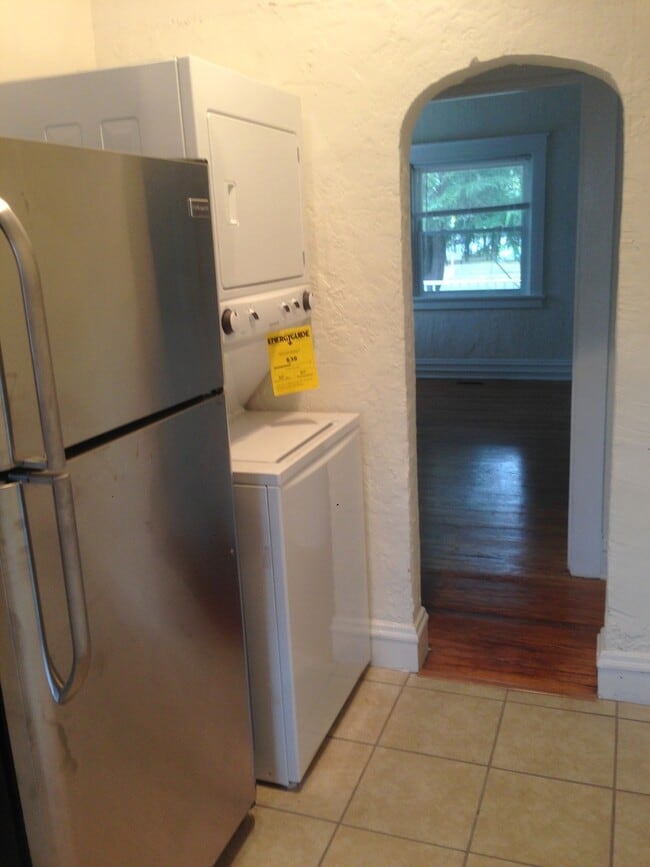Photo - 4066 Forest Hill Ave Unit Apt. A
