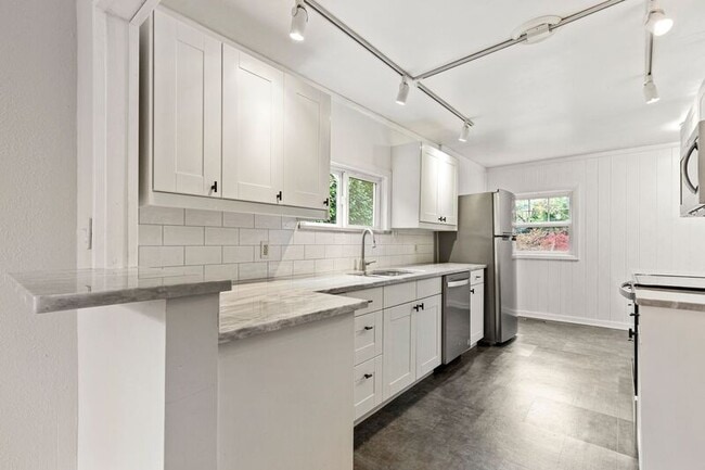 Photo - 3215 SE 53rd Ave