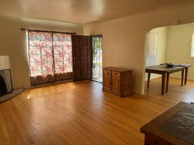 Photo - 603 Dartmouth Dr NE Unit Front House